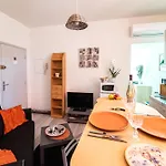 Le Mazagran Lägenhet Saint-Paul-Trois-Châteaux