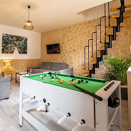 Le Mazagran Apartmán Saint-Paul-Trois-Chateaux